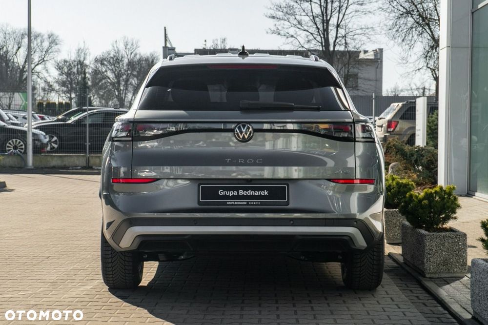 Volkswagen T-Roc - 8