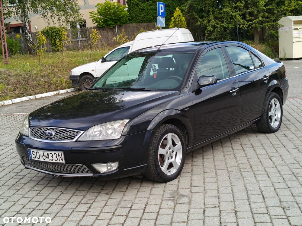 Ford Mondeo 2.0 TDCI Ghia - 16