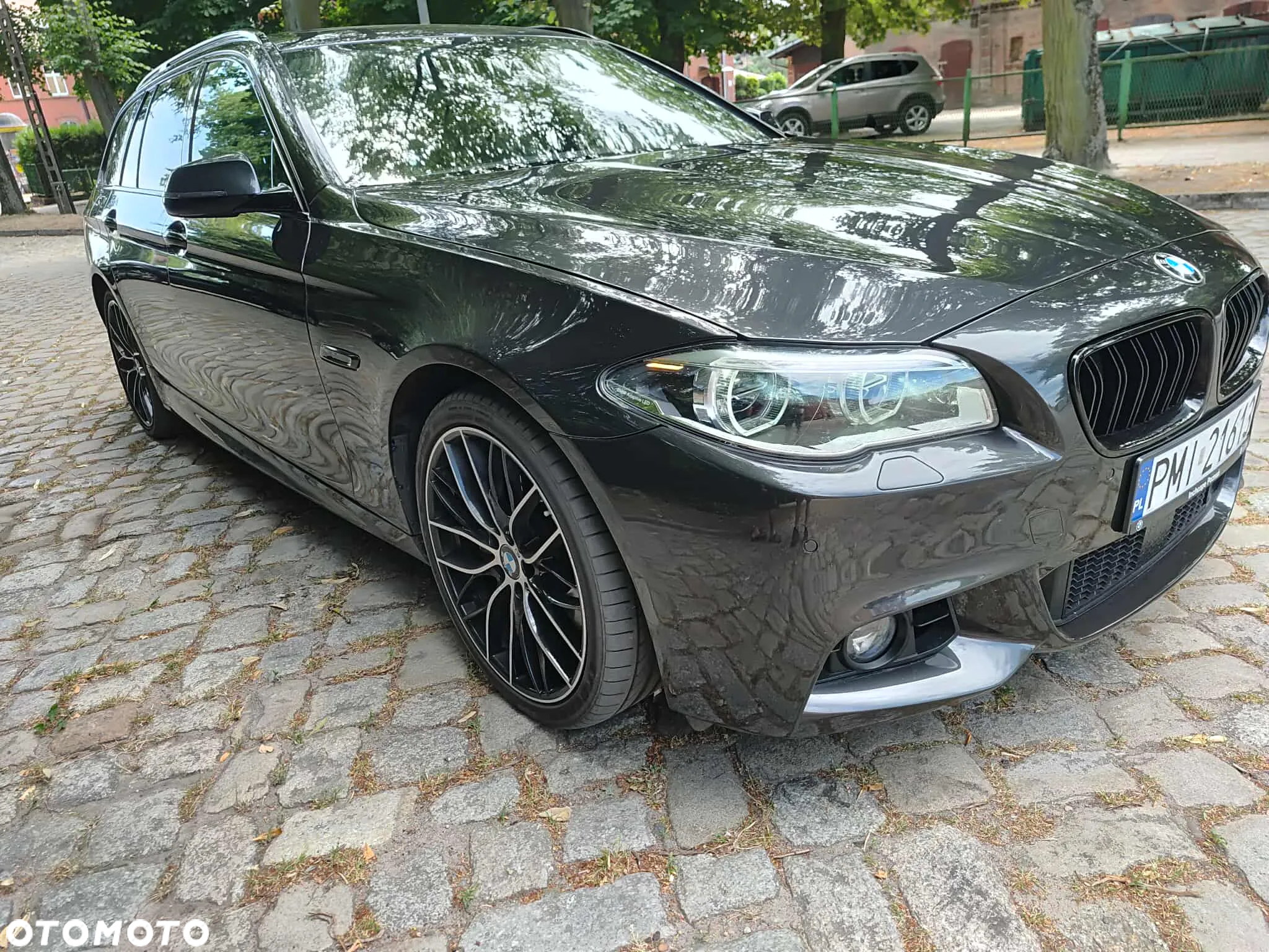 BMW Seria 5 530d Touring - 11
