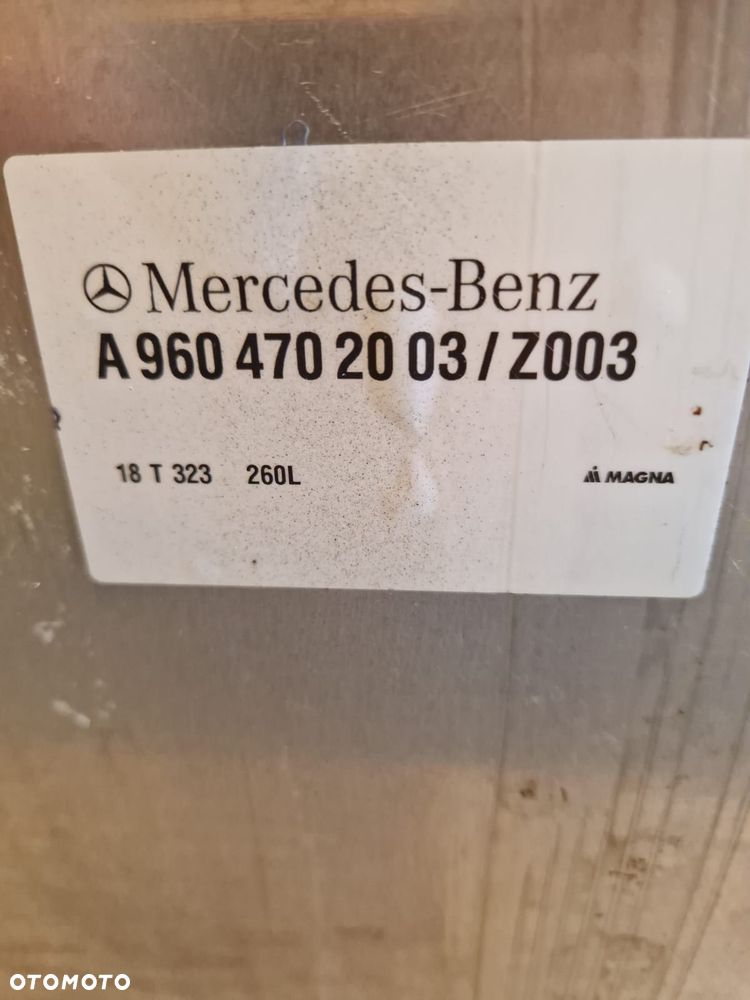 Zbiornik paliwa 260 L (niski) Mercedes Actros MP4 - 7