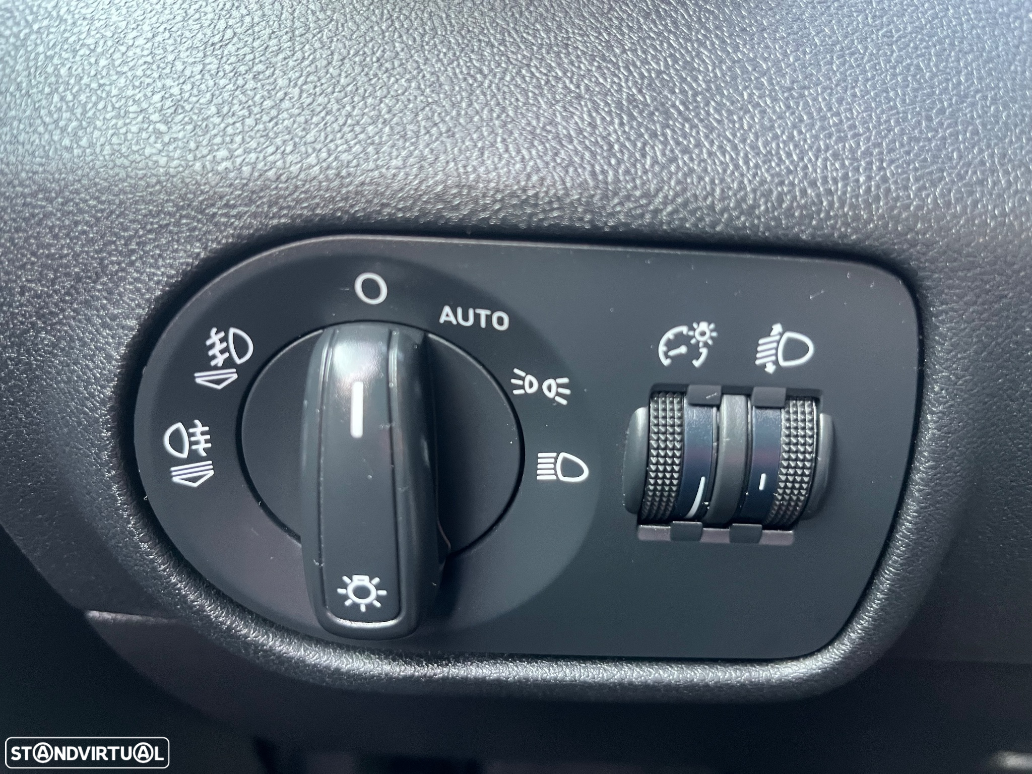 Audi A1 1.2 TFSI Attraction - 12