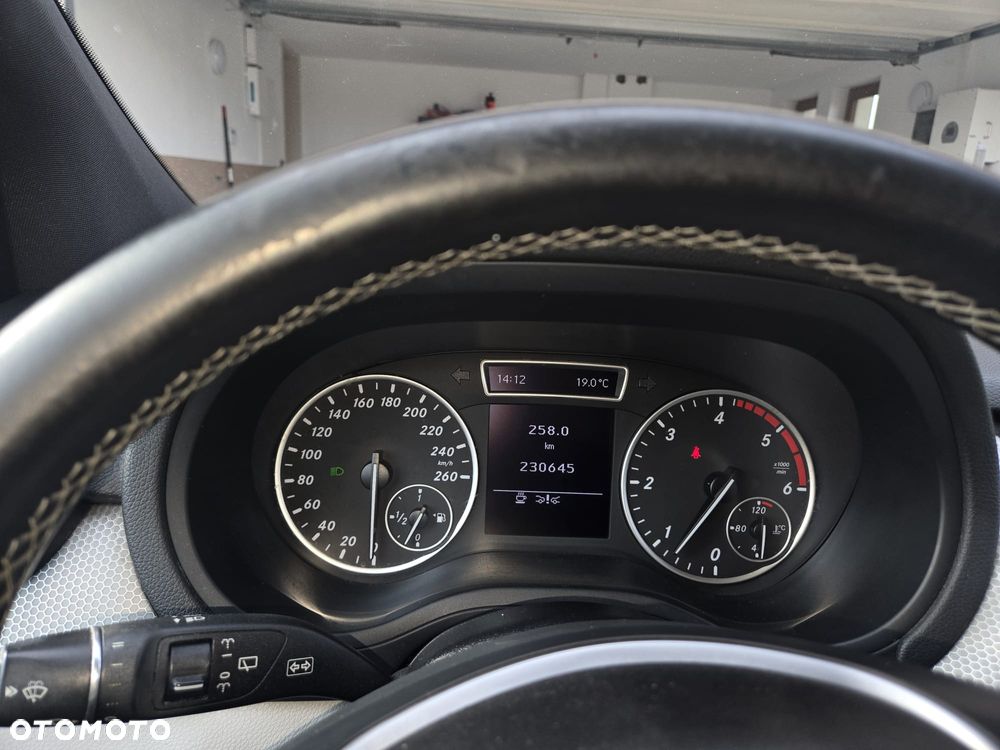 Mercedes-Benz Klasa B 180 CDI - 8