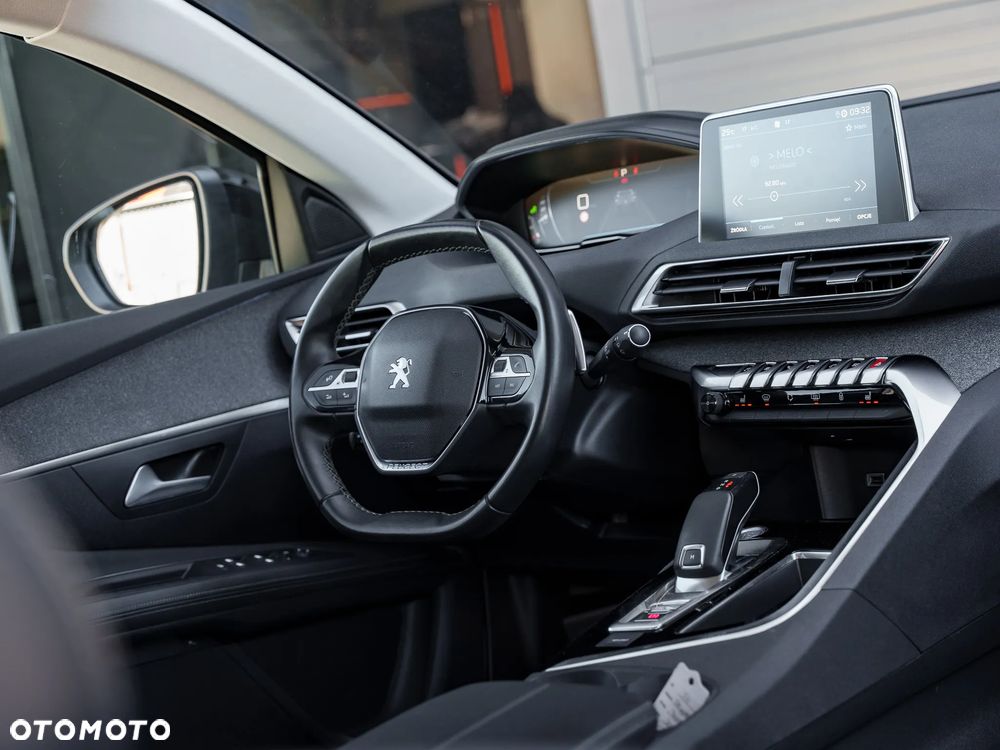 Peugeot 3008 1.5 BlueHDi Allure S&S EAT8 - 20