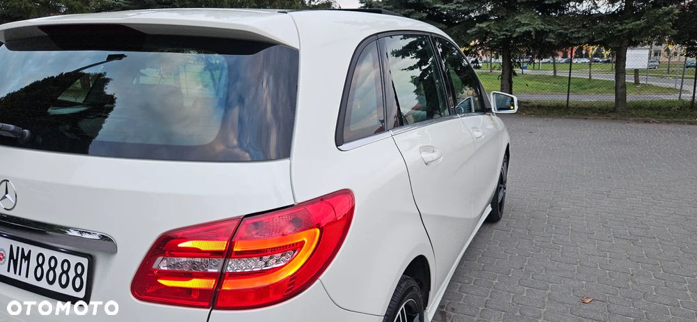 Mercedes-Benz Klasa B 200 (BlueEFFICIENCY) 7G-DCT - 16