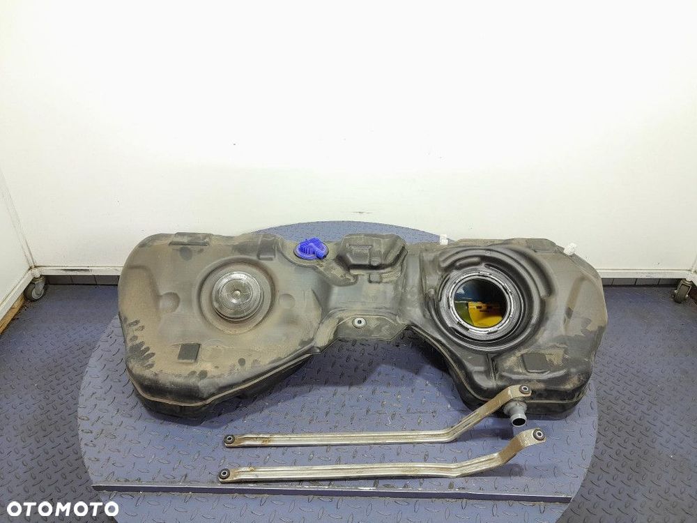 BMW 4 G26 ZBIORNIK BAK PALIWA DIESEL 7449036 - 1