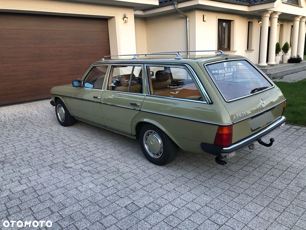 Mercedes-Benz W123 - 2
