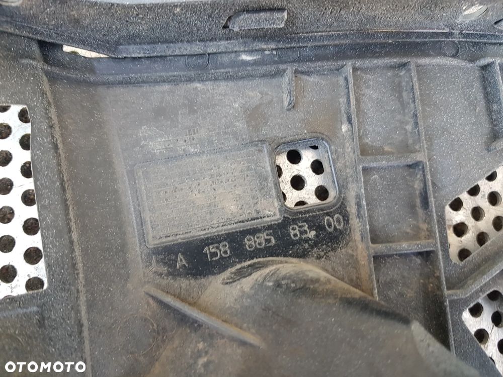 Mercedes W156 X156 GLA LIFT AMG Ślizg Zderzaka Prawy Przód - 9