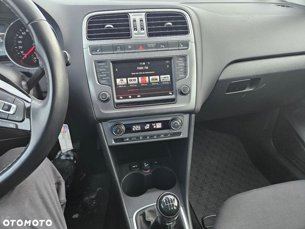 Volkswagen Polo 1.0 TSI Blue Motion Technology Lounge - 28