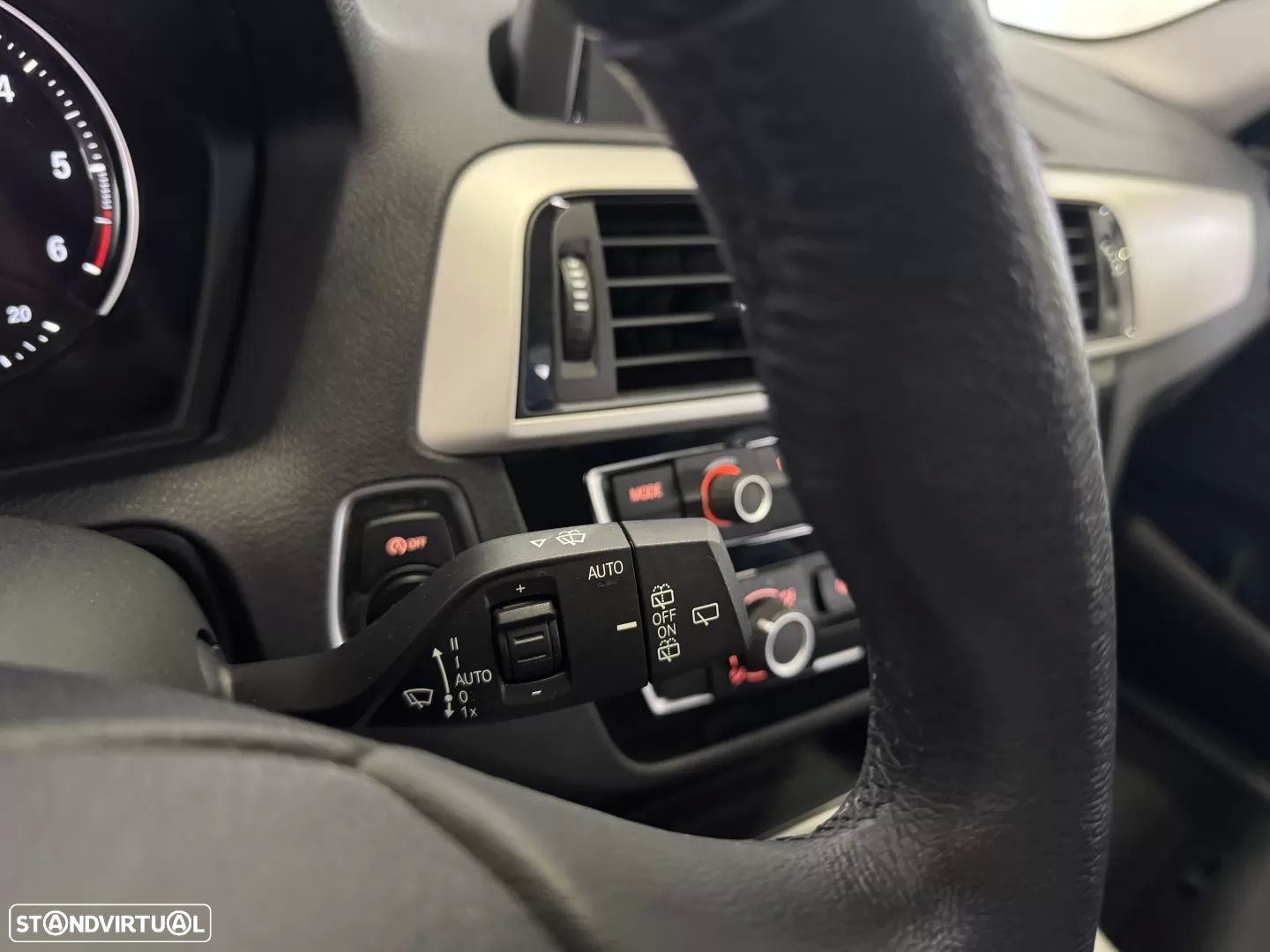 BMW 116 d Advantage Auto - 40