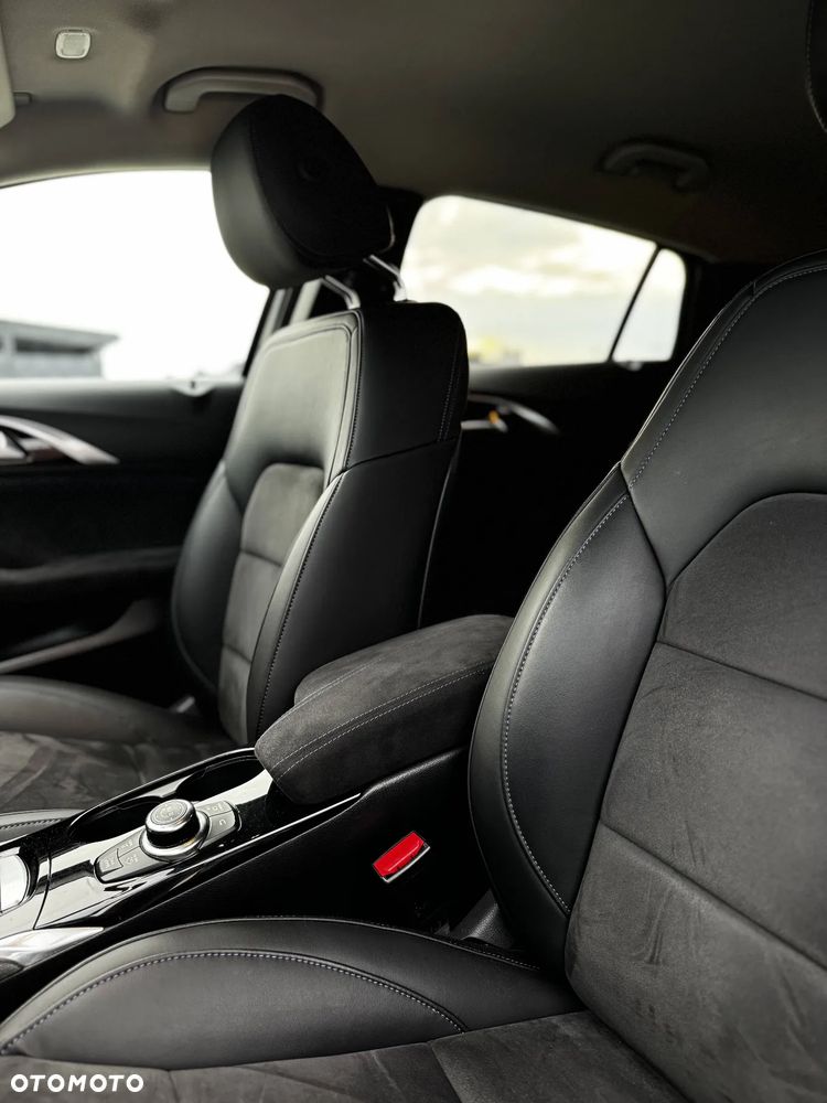 Infiniti Q30 2.2d City Black Edition AWD 7DCT - 15