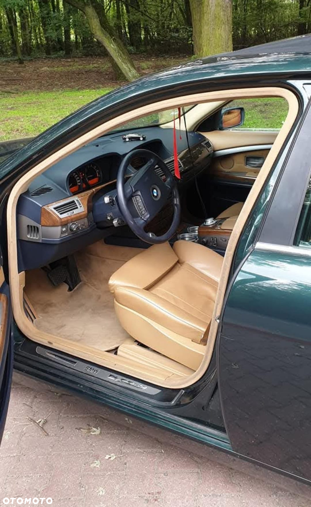 BMW Seria 7 735i - 14