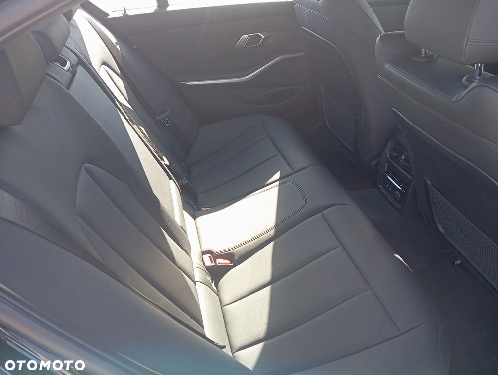 BMW Seria 3 - 9