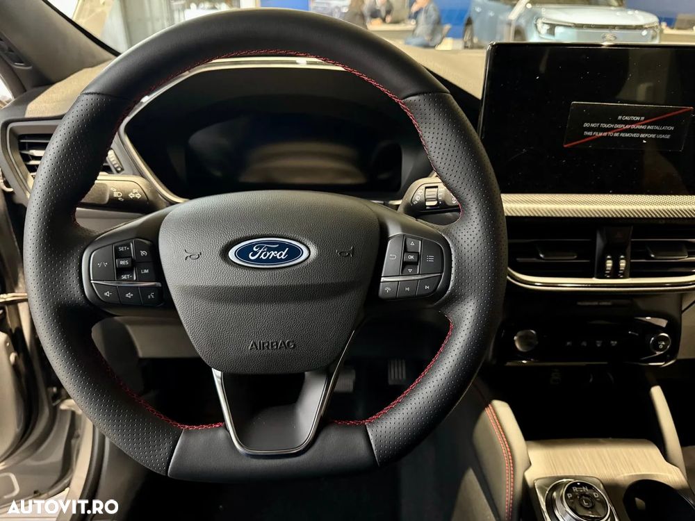 Ford Kuga 1.5 EcoBoost A8 FWD ST-Line - 11