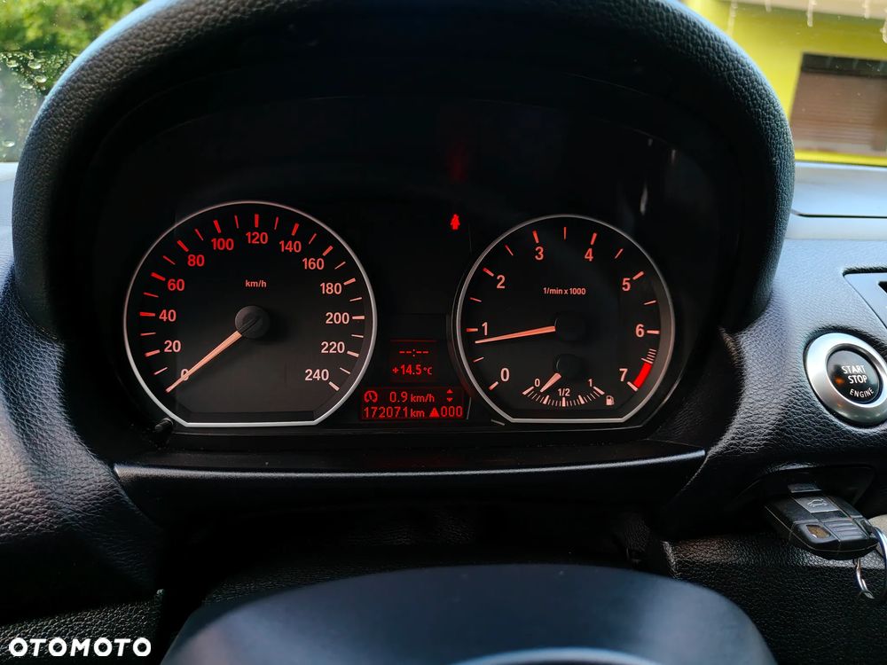 BMW Seria 1 116i - 8