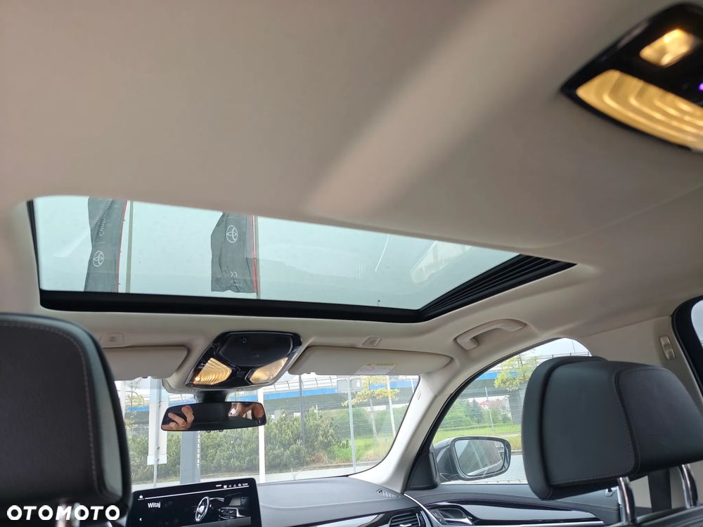 BMW Seria 5 520d xDrive Luxury Line - 12