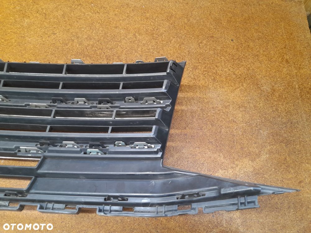 VW Transporter T6 atrapa chłodnicy grill 7E5853651E 7E5853653E - 9