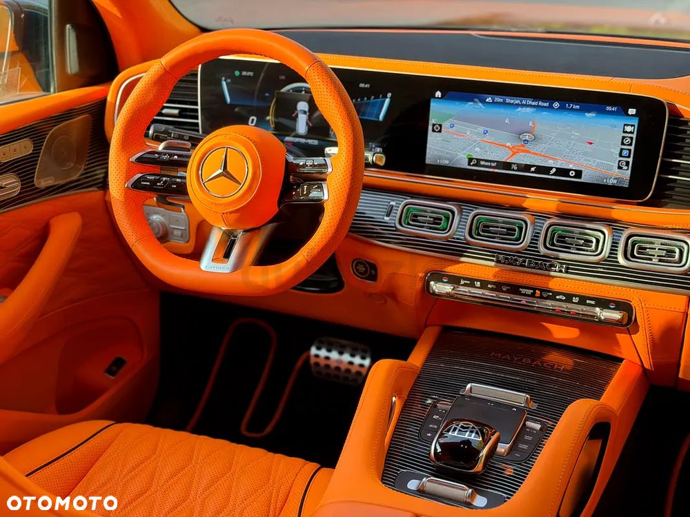 Mercedes-Benz GLS - 8
