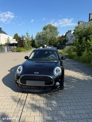 MINI Cooper Standard - 1