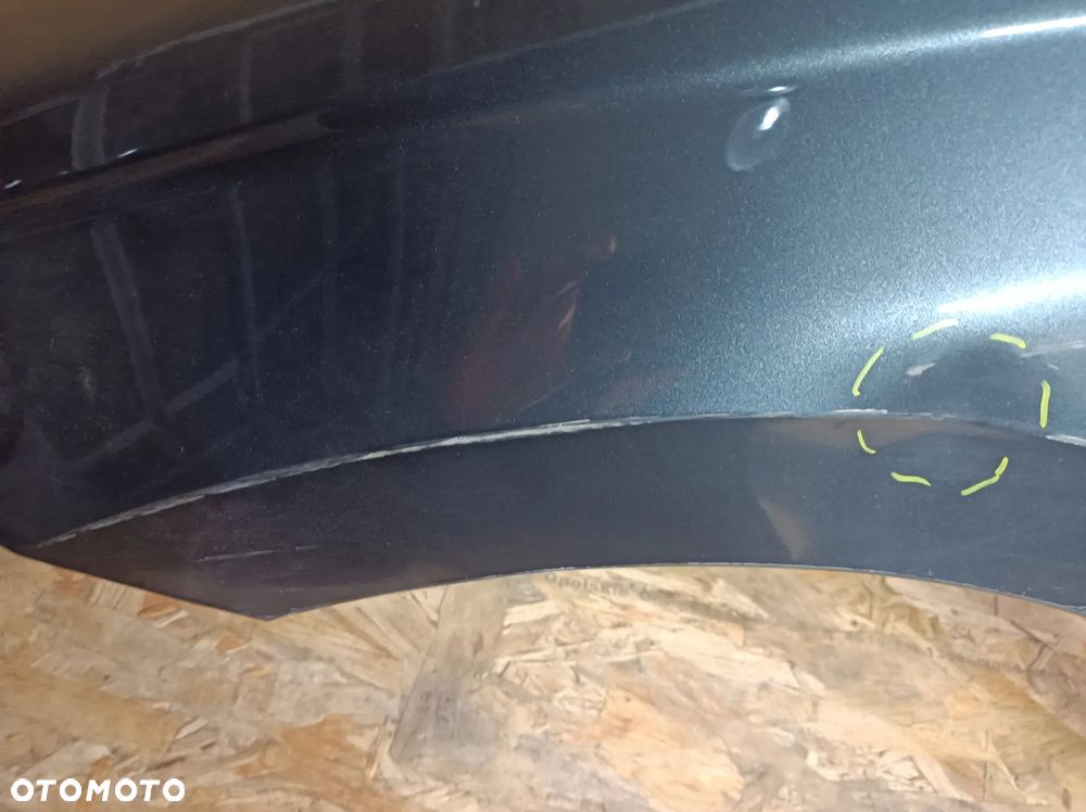 Błotnik przedni lewy Seat Ibiza V 17- 6F0821105A - 6