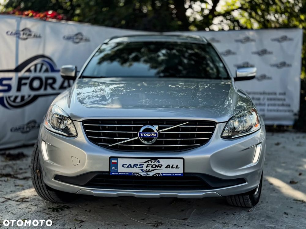 Volvo XC 60 T5 Momentum - 3