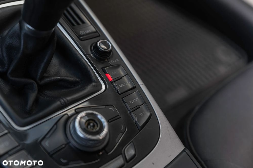 Audi A4 Avant 2.0 TDI DPF Ambition - 37