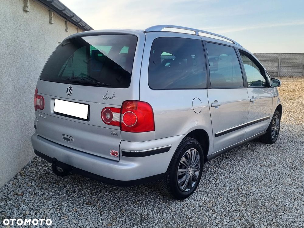 Volkswagen Sharan 1.9 TDI Family - 3
