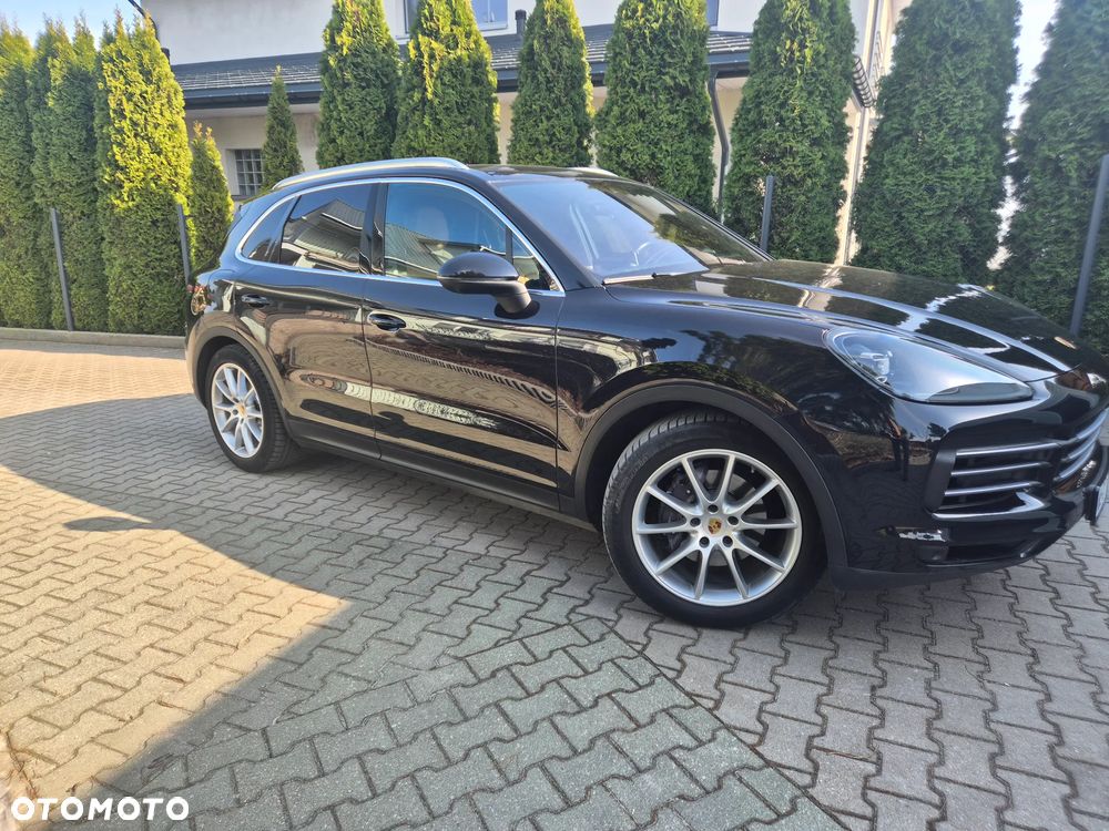 Porsche Cayenne Platinum Edition - 2
