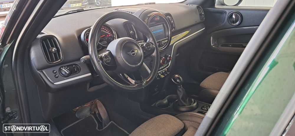 MINI Countryman Cooper SE ALL4 Auto - 5