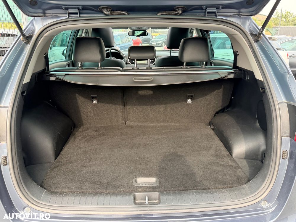 Kia Sportage 1.7 CRDI 2WD Dream-Team Edition - 15