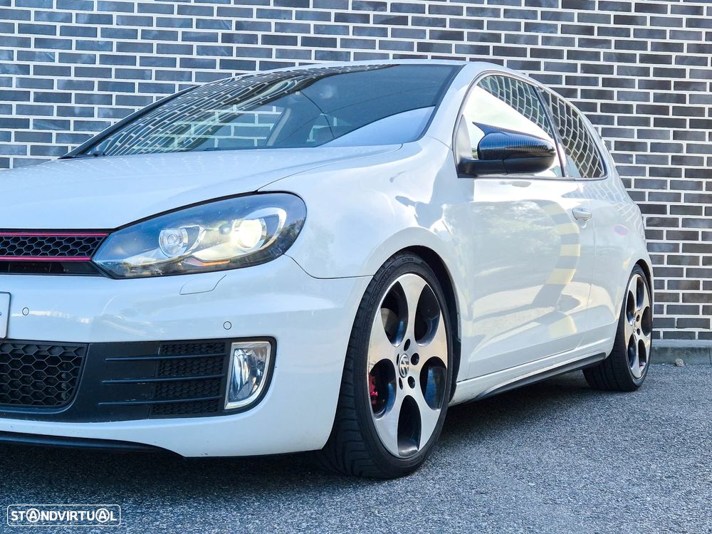 VW Golf 2.0 GTI DSG - 19