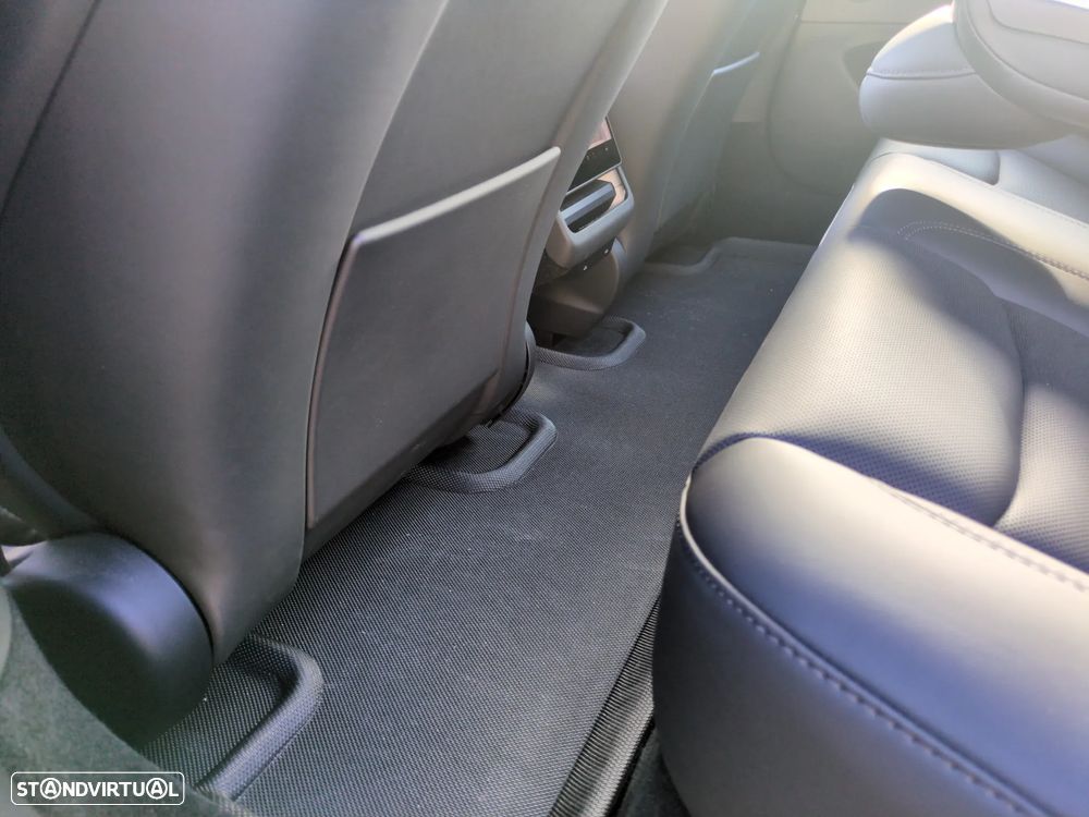 Tesla Model 3 Tração Traseira Standard - 17