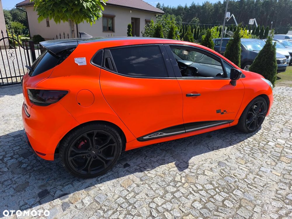 Renault Clio 1.6 Turbo R.S EDC Sport - 2