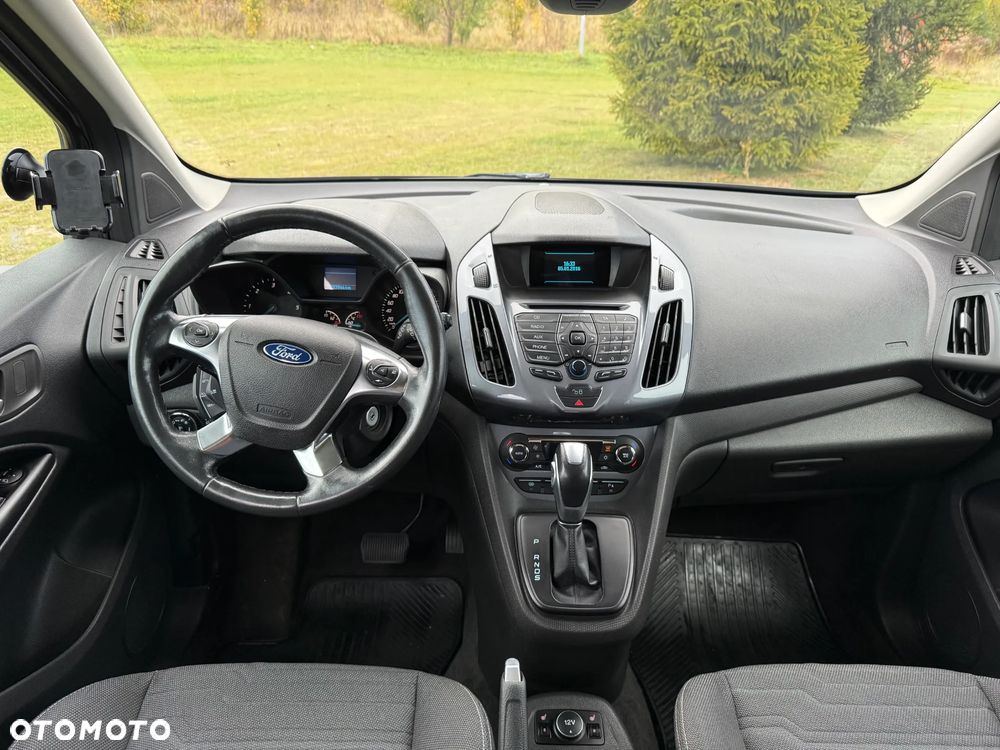 Ford Tourneo Connect Grand - 16