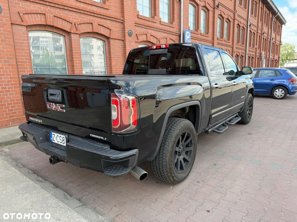 GMC Sierra - 10