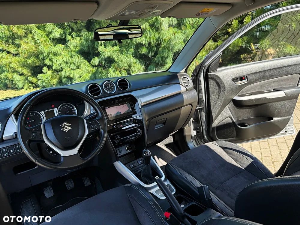 Suzuki Vitara 1.6 Premium 2WD - 29