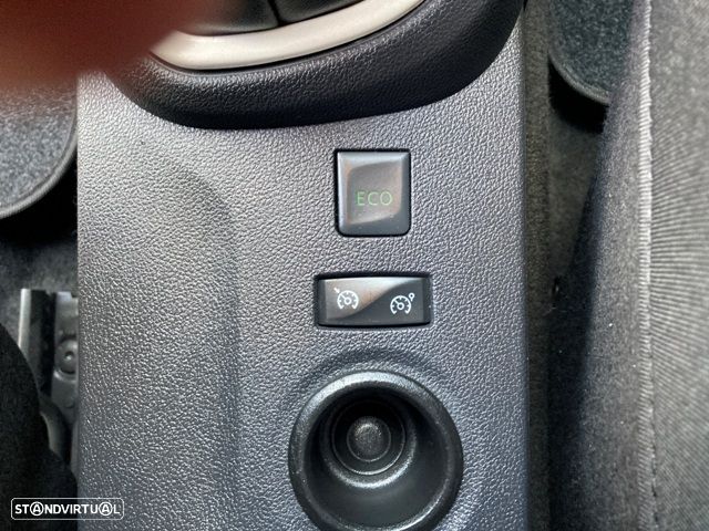Renault Captur ENERGY TCe 90 S&S Experience - 25