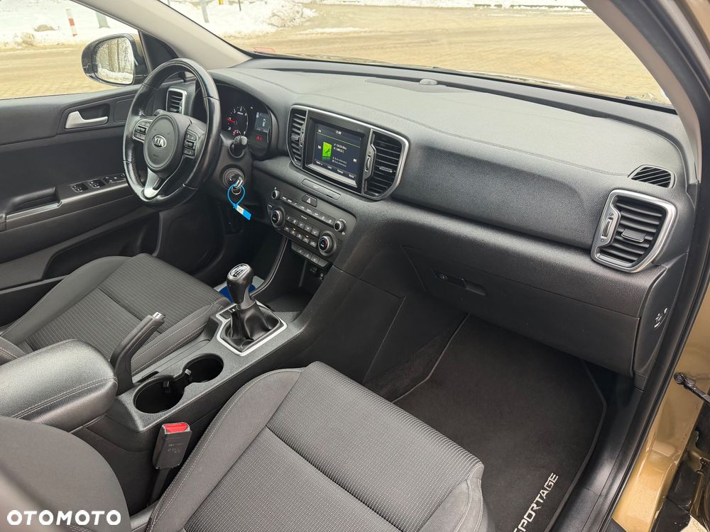 Kia Sportage 2,0 CRDI 2WD ISG Spirit - 11