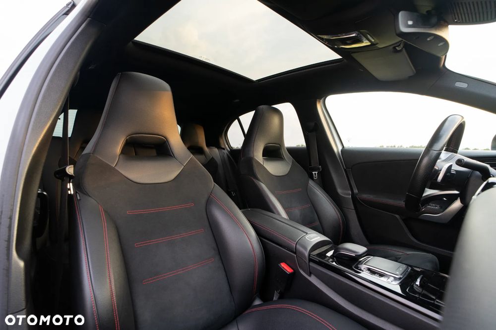 Mercedes-Benz Klasa A 220 d AMG Line 8G-DCT - 30