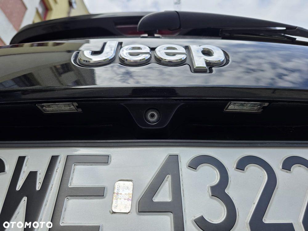 Jeep Grand Cherokee 3.0 CRD 75th Anniver - 23