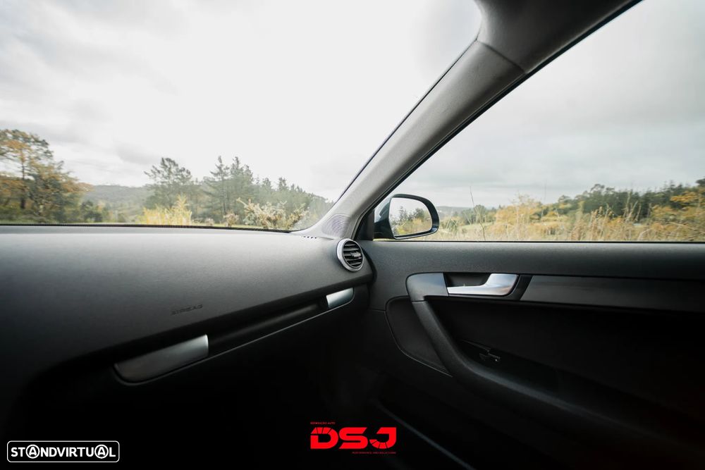 Audi A3 Sportback 1.9 TDi Attraction FPD - 10