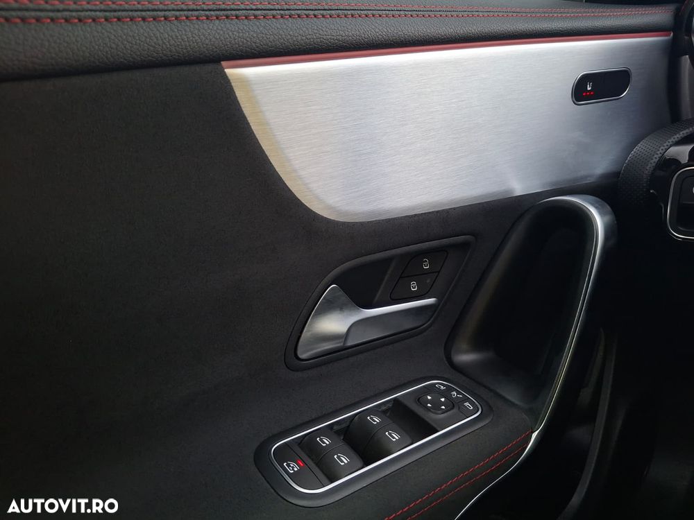 Mercedes-Benz CLA 180 d 7G-DCT - 30