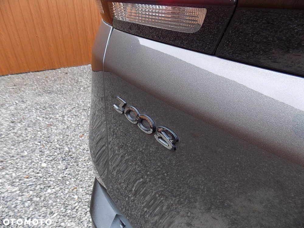 Peugeot 3008 PureTech 130 Stop & Start GPF EAT8 Allure Business-Paket - 33