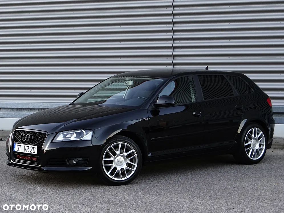 Audi A3 Sportback 1.8 TFSI quattro Ambiente - 8