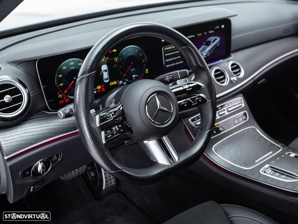 Mercedes-Benz E 300 de 4Matic 9G-TRONIC AMG Line - 23
