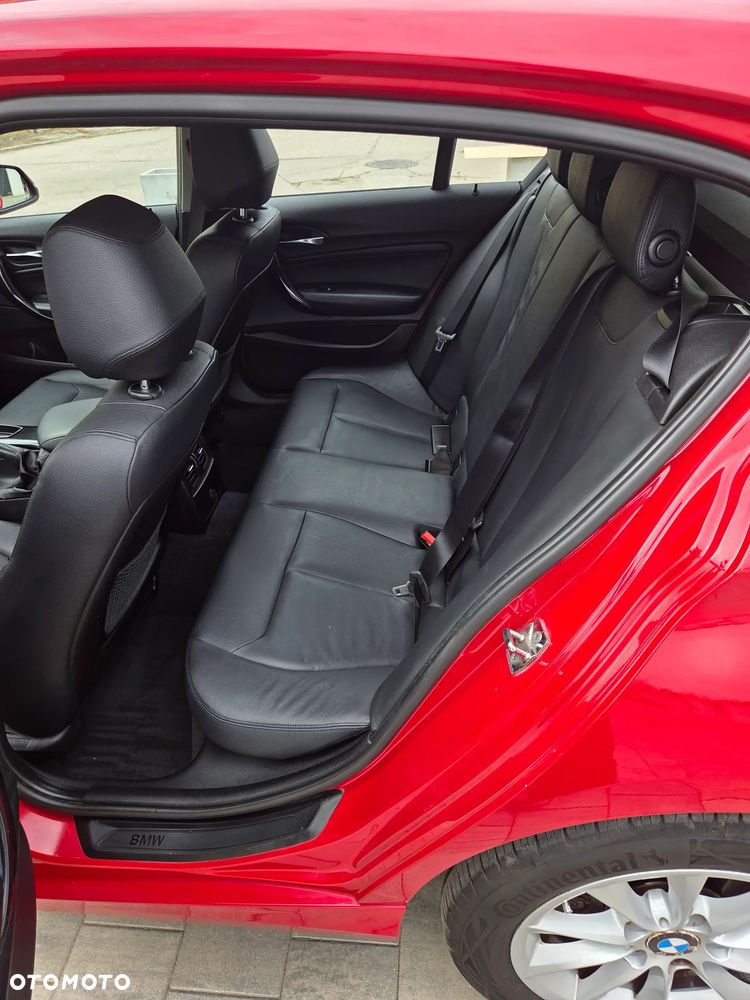 BMW Seria 1 118d - 11