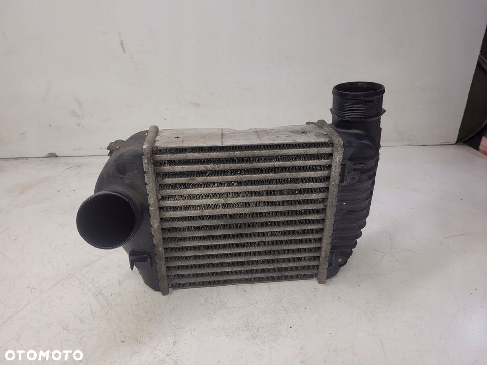 CHŁODNICA INTERCOOLER AUDI A6 C6 2.0 4F0145805AD - 5