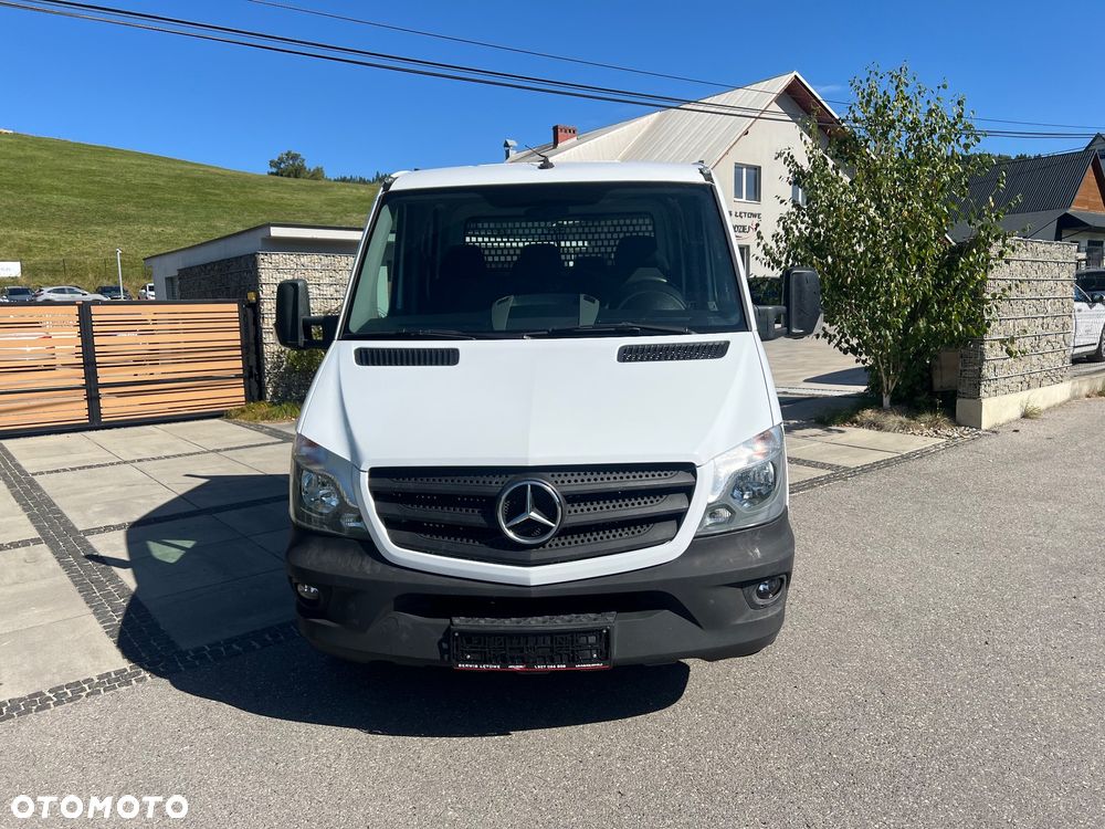Mercedes-Benz Sprinter - 2