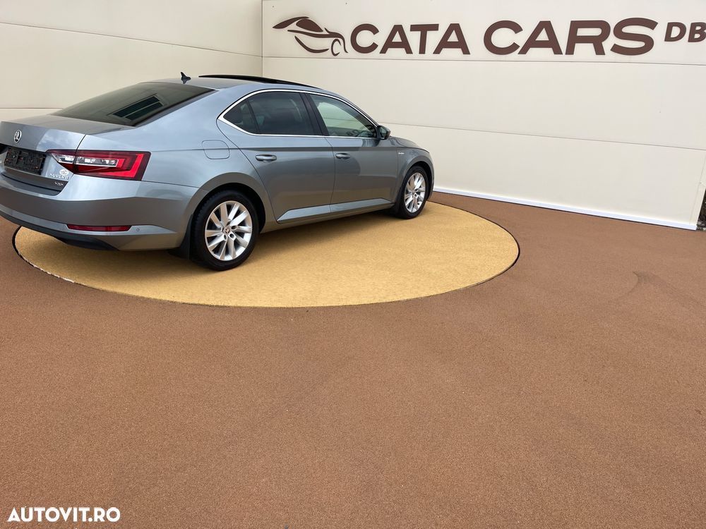 Skoda Superb 2.0 TDI 4X4 DSG Style - 14