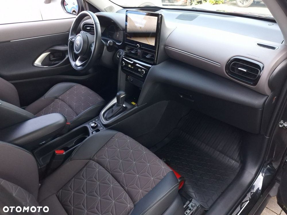 Toyota Yaris Cross Hybrid 1.5 Executive AWD - 15