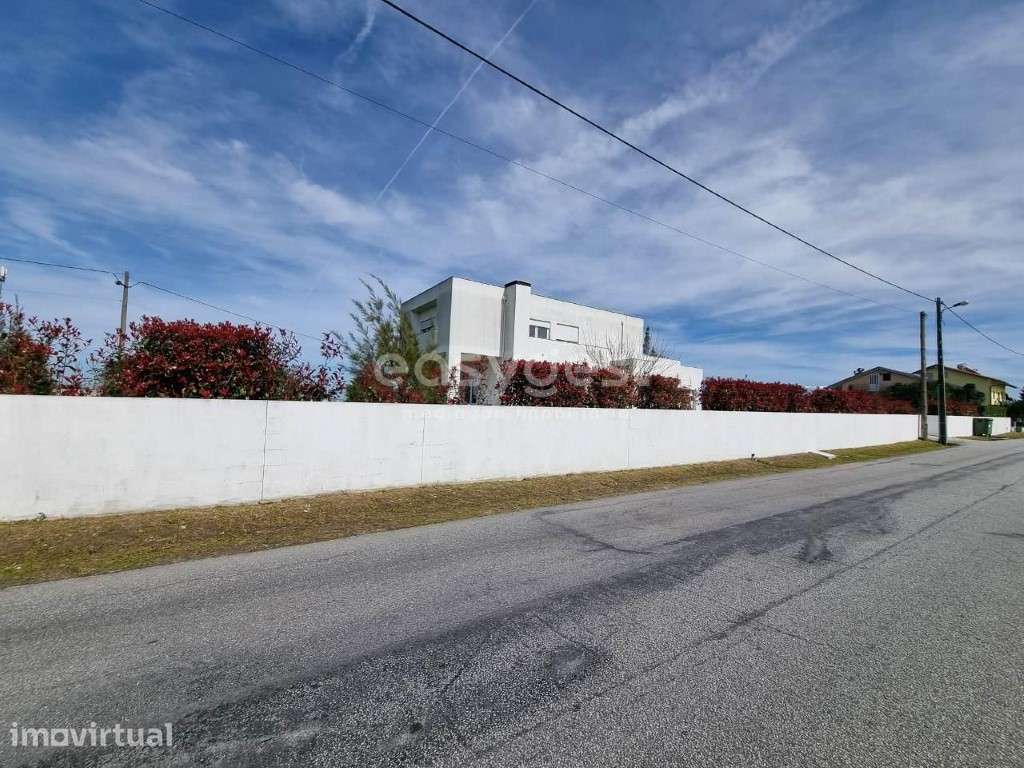 Moradia Isolada T4 em de Travanca de Lagos, Oliveira do Hospital - Grande imagem: 2/28